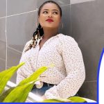 Merry Bèye Diouf : époustouflante en chemise et pantalon jean, elle en met plein les yeux (Photos)