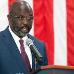 Libéria : Georges Weah concède sa défaite à la présidentielle face à l’opposant Boakai.