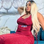 Abedmi Awotale scintillante dans sa rouge moulante rouge fuchsia (Photos)