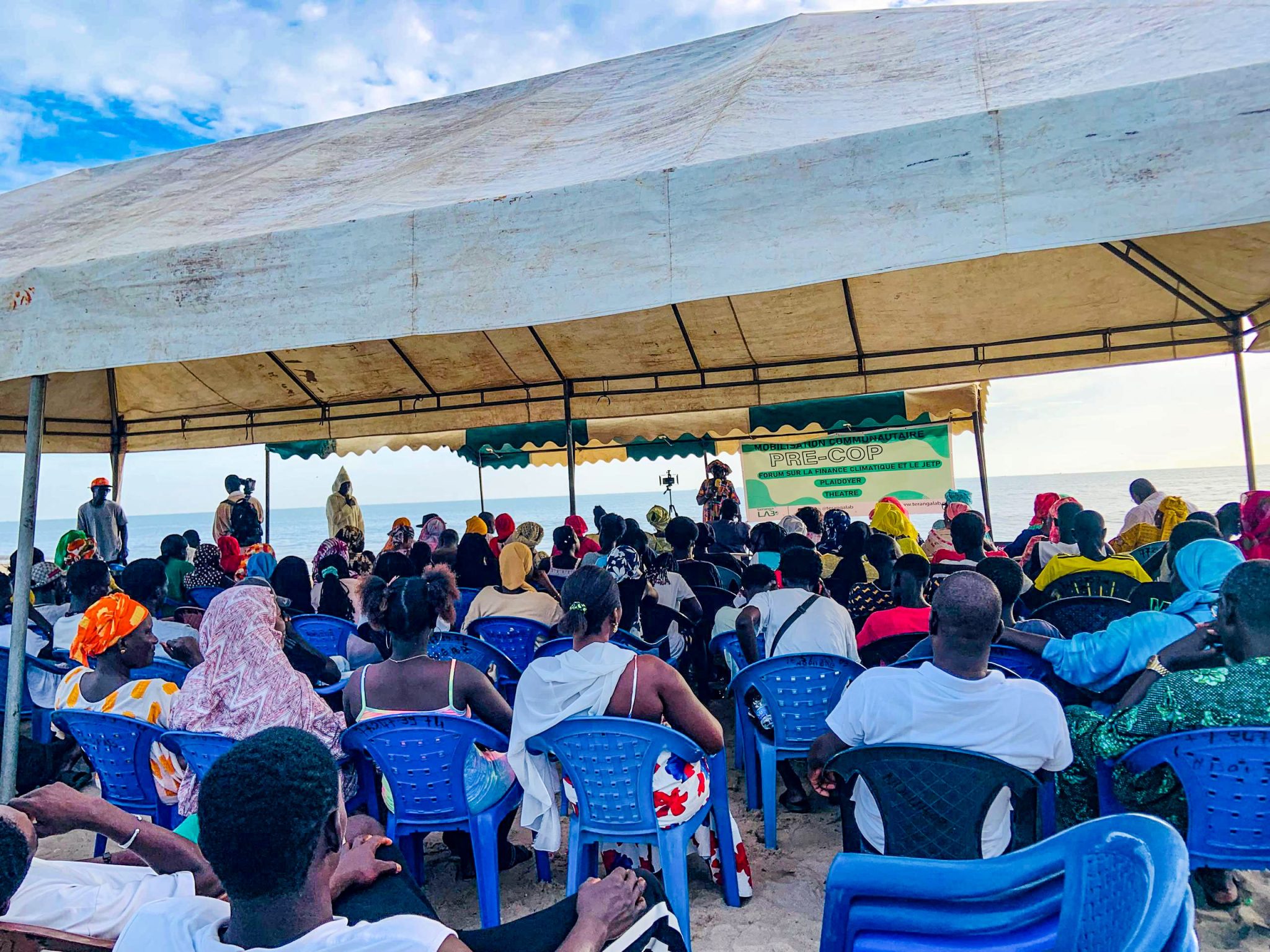 Mobilisation pré-COP à Joal : les communautés locales dénoncent l&rsquo;inaction climatique et plaident pour une finance équitable