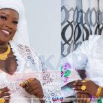 [20 photos] – Magal 2025 : Madame Plus Fort, Zeyna Ndiaye, séduit avec ses 10 tenues et son éclat en or